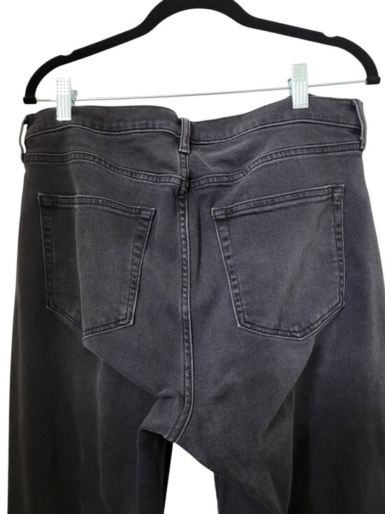 GAP Size 14/32 Washed Black Button Fly Flare Leg Jeans, Raw/Frayed Hem - Picture 5 of 15